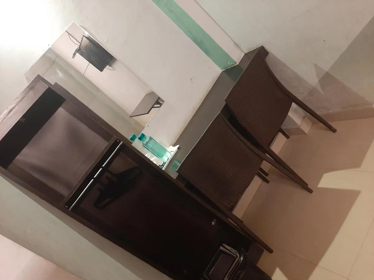 Cochin Airport Hotel Kochi 2*,  India