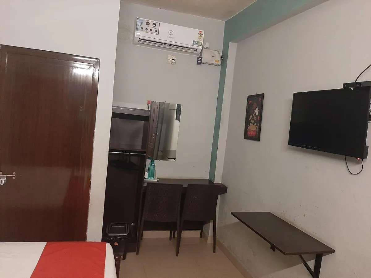 Cochin Airport Hotel Kochi 2*,
